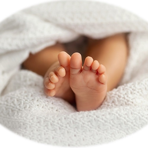 pieds de bébé - rélfexologie pour les nourrissons